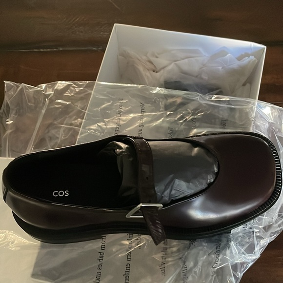 NWT COS CHUNKY LEATHER MARY-JANE SHOES BORDEAUX or BURGUNDY - Picture 6 of 7